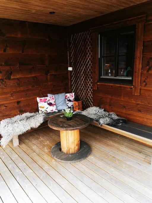 Cabin In Beautiful Surroundings At Harpefossen Nordfjordeid Bagian luar foto